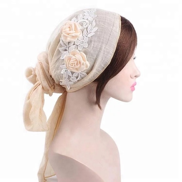 Scarf 🧣 - Picture 1 of 2